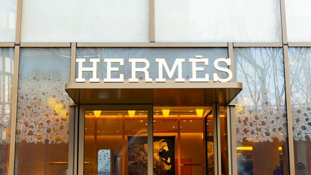 定価約190万円なのに中古市場では約350万円に…エルメスのバーキンが圧倒的価値を持ち続ける理由 だから新型iPhoneはイマイチ売れなくなった