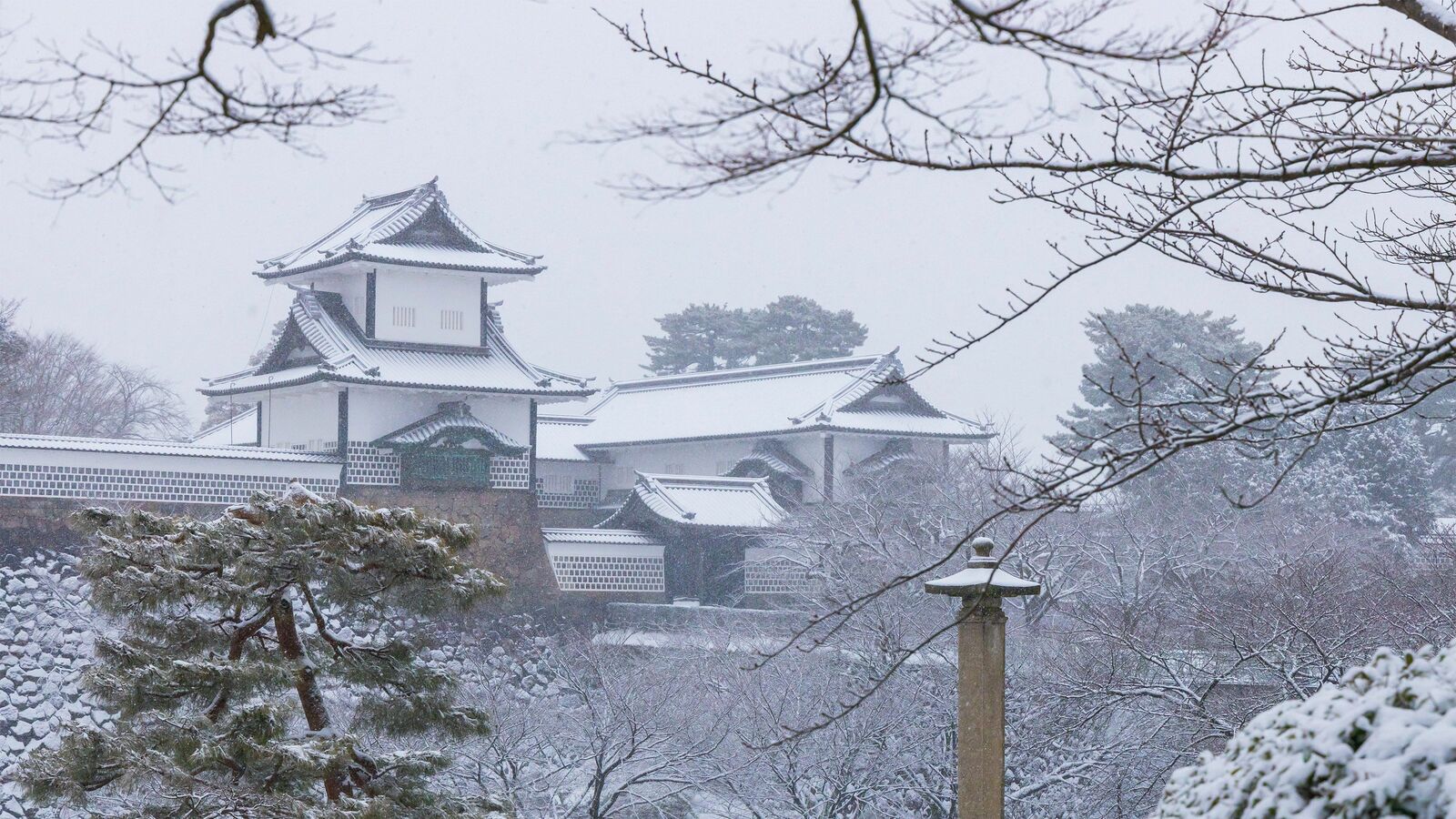 3位は安土城(滋賀県)､2位は岡城(大分県)､1位は…歴史評論家が選ぶ｢あえて寒い冬に訪れるべきお城｣ランキング 普段は隠れているお城の魅力を再発見できる