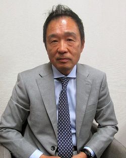 税理士の服部修氏（撮影＝笹井恵理子）