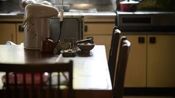 30代の長男も次男も働かない"子供部屋おじさん"…両親の貯金が｢3年で2500万→1400万円｣になった驚愕支出先