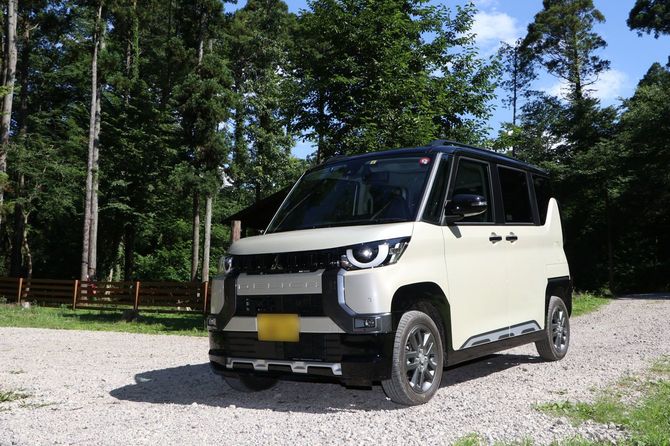 三菱自動車の軽自動車「デリカミニ」