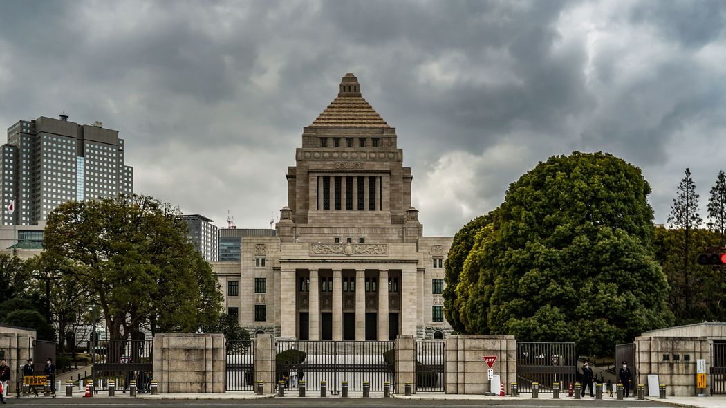 ｢統一教会の言うことを聞く総理大臣をつくろう｣永田町に送り込まれた"Fレディー"の見えざる活躍 石原慎太郎氏は朝鮮人参エキスを売った秘書をクビに