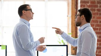 ｢まだ新聞読んでるの？AIが教えてくれるよ｣増殖中のAI万能主義がそのAIに代替されるリスクが高い納得の理由