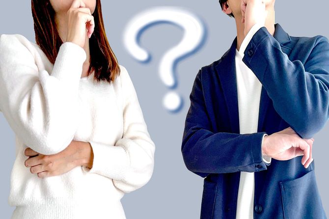 心配し、考える男女のイメージ