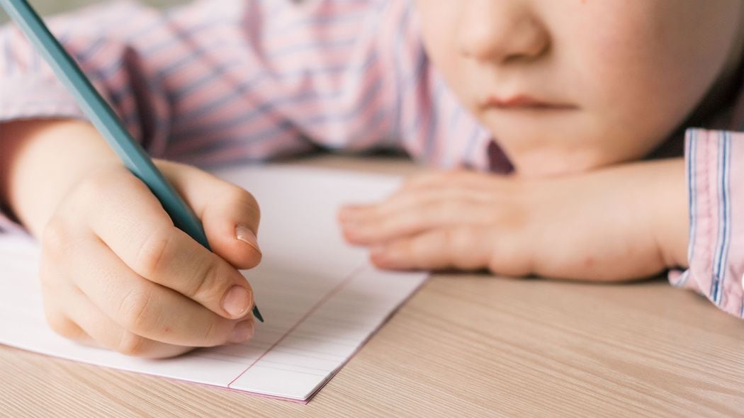 ｢早く宿題をやりなさい!｣と毎日言うのは逆効果…わが子のやる気を引き出し成績を上げる"親のすごい声かけ" 本番に弱い子に効くのは｢いつも通りにやれば大丈夫だよ｣