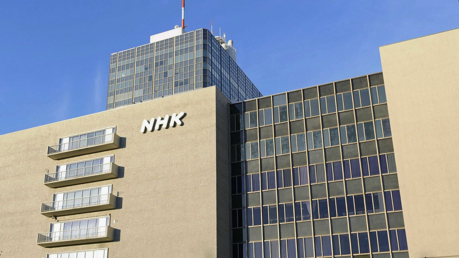 バケツの底が抜け始めたNHK受信料収入は1年で429億円減…全世界に売れば生き残れる"巨大鉱脈"の4つの番組 NHK局員が呪文のように唱えるべきキーワードは『光る虎に宙わたるチ。』