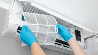 エアコン掃除の落とし穴…｢セーフな業者｣と｢アウトな業者｣を一発で見極める"料金ボーダーライン"