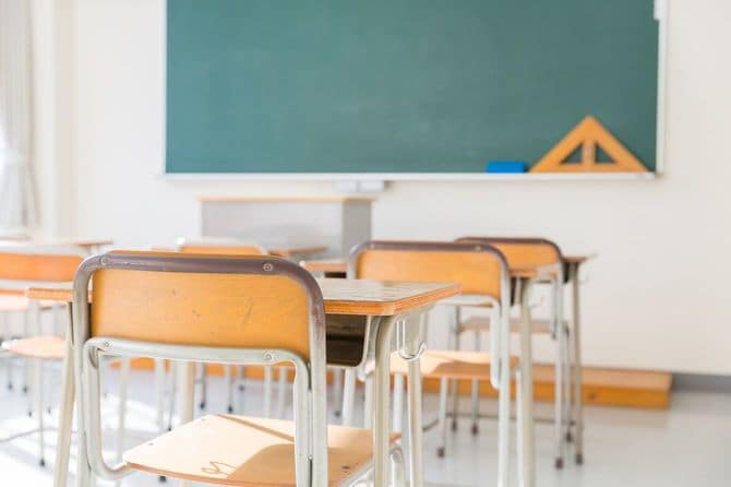 誰もいない教室