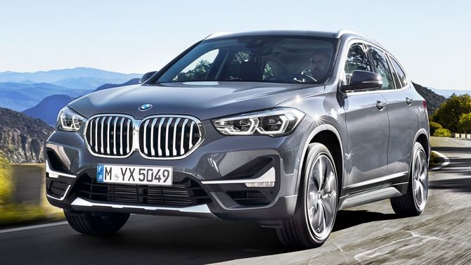 BMW X1 2015年モデル xDrive18d xLine