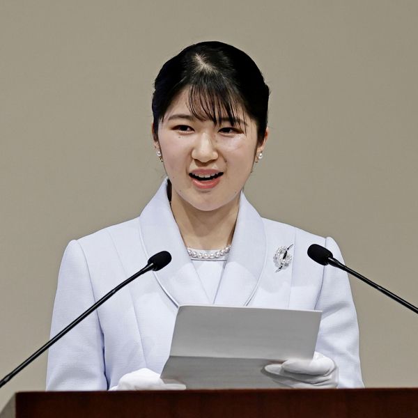 私はここにいる｣愛子さまの30センチ断髪は