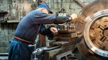 中国企業が日本の熟練工をバンバン引き抜いている…日本人がほぼ知らない｢世界一の技術を守る唯一の方法｣