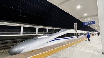 日本の新幹線の17倍もつくったのに､運賃は高くて駅はガラガラ…習近平が採算度外視で広げた中国高速鉄道の末路