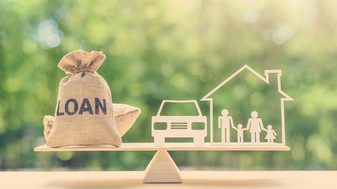 住宅ローンと家族の財務管理のイメージ