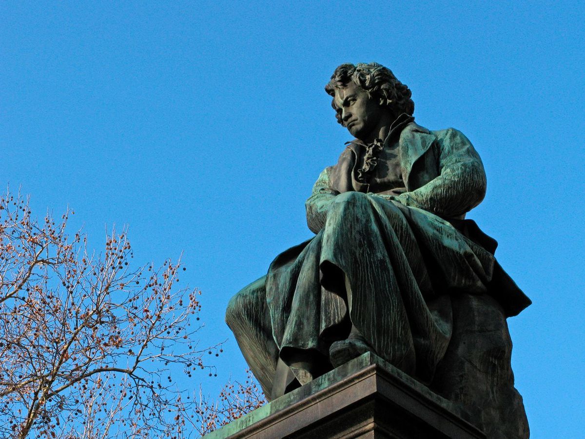 ベートーヴェンの銅像