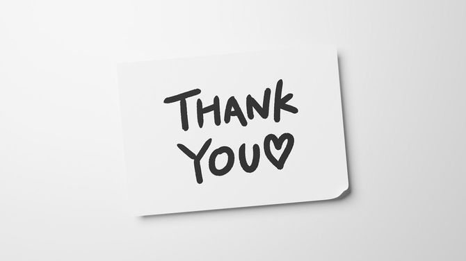 「THANK YOU」と書かれた紙