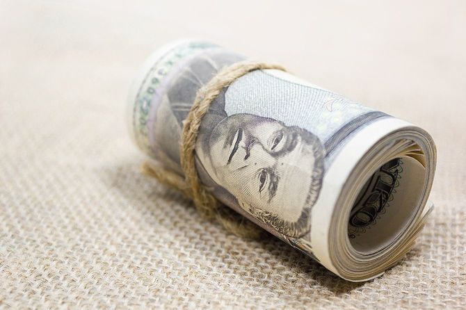 ロールした札束