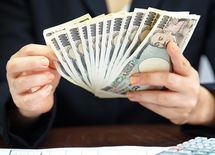 お金に愛される人、逃げられる人