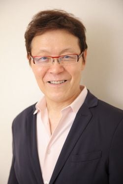 AGE牧田クリニック院長の牧田善二医師