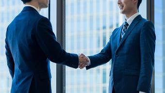 ｢何かお困りごとはありますか｣は愚問…売り込まないのに売れる営業が代わりに尋ねる｢最初の質問｣とは