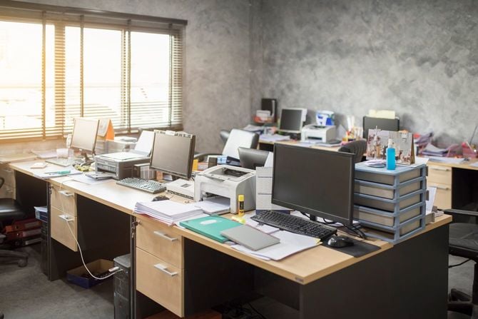 乱雑なオフィス