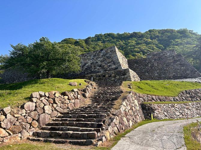 鳥取城の石垣。