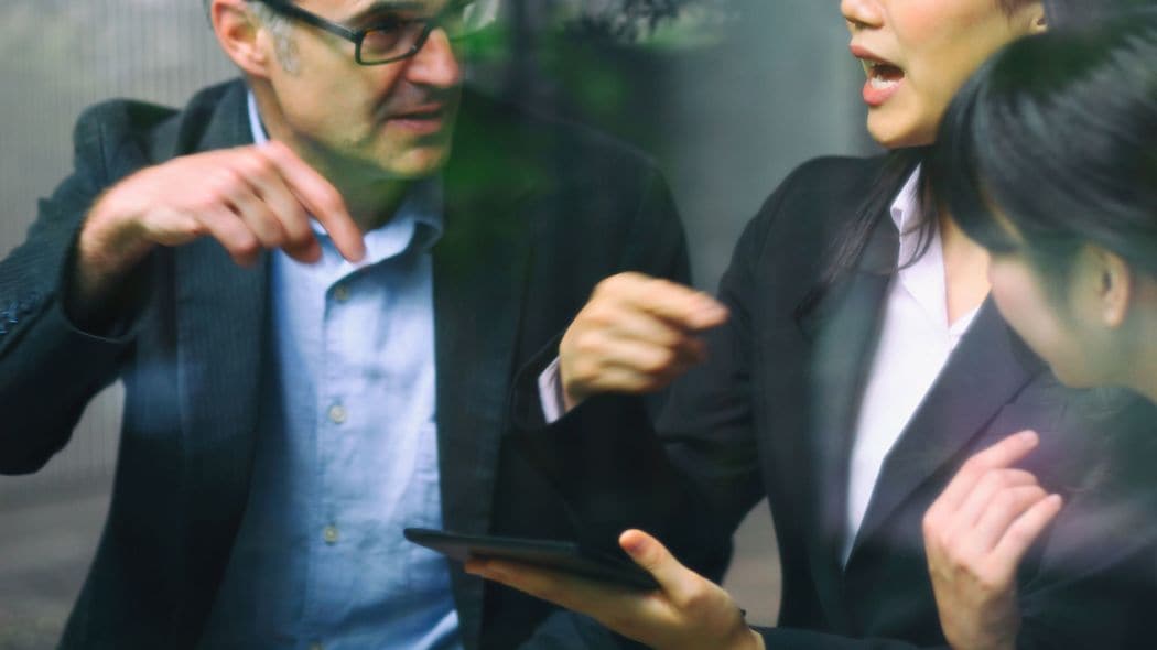 英語で｢Pardon?｣と言ってはいけない…おかしすぎる学校英語の正しい言いかえ9選 英語の雑談力が急上昇する"魔法のフレーズ"とは