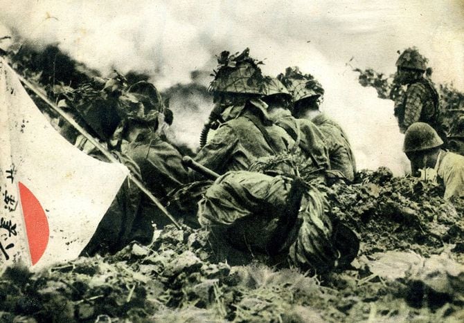 長沙近郊湖南戰線の煙幕、『寫眞週報』第百八十九號 （昭和十六年十月八日）（写真＝内閣情報局／PD-Japan／Wikimedia Commons）