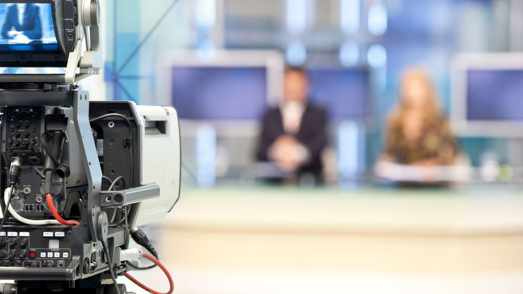 話すことに卑屈な男が報道番組キャスターになるまでの極意『不器用だった僕がたどり着いた｢伝え方｣の本質』 著者インタビュー