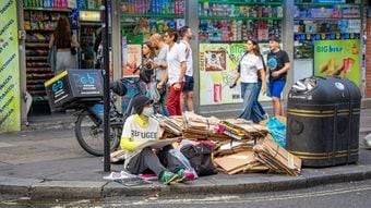 中国資本の廃墟ビルに｢自称難民｣だらけ…移民が押し寄せた｢ロンドンのベッドタウン｣の成れの果て