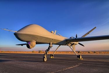 価格は国産哨戒機の6分の1…アメリカ製の大型無人機が自衛隊で｢令