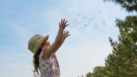 ダメ 女の子なんだから つい口から出る一言が娘の人生を潰してしまう No と言うべきときに言えなくなる President Online プレジデントオンライン