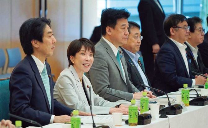7月21日、高市政権初の「骨太の方針」が閣議決定された。「責任ある積極財政」を掲げるが、その中身は玉虫色だと竹中氏は指摘する。