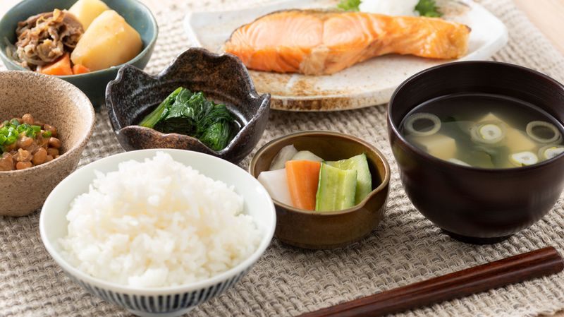 ｢和食は健康的｣は勘違いだった…アルツハイマー病と糖尿病を引き寄せてしまう"和定食"の魔力【2023上半期BEST5】 白米を食べることは砂糖をなめることと結果的に同じ