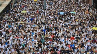 香港デモで中国共産党が強硬策を採らないワケ