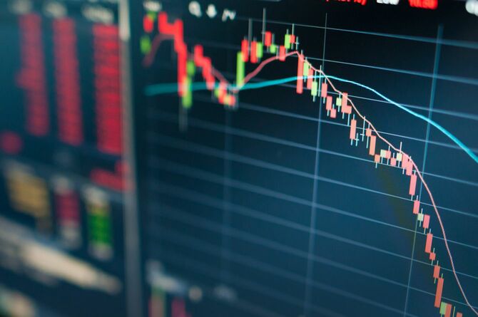株式市場のグラフとテクニカル分析株式