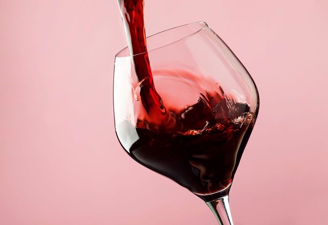 フランス辛口の赤ワイン