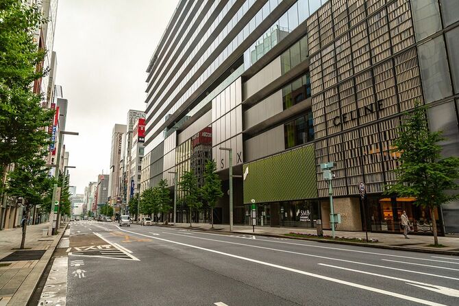 人気のない都市の通り