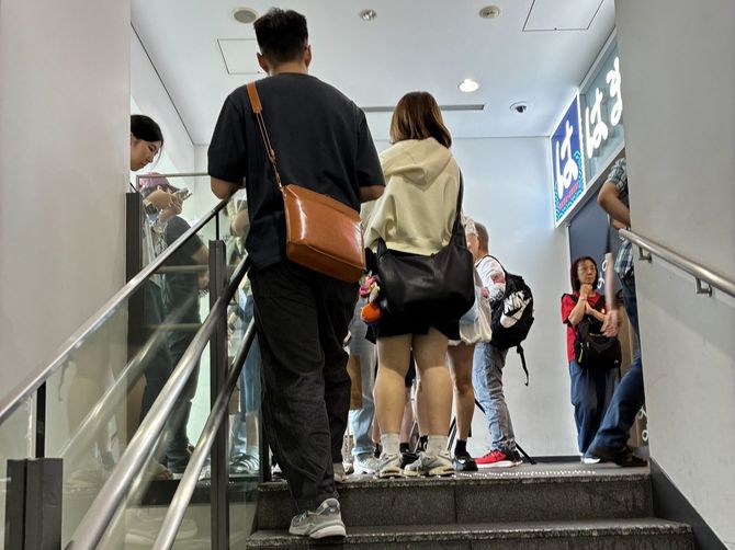 筆者が訪れた店舗でもインバウンド（訪日外国人）客を多く見かけた