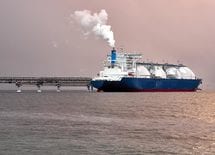 中国LNG爆買い、日本企業はコスト増大