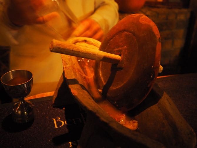 店内にあるすり鉢