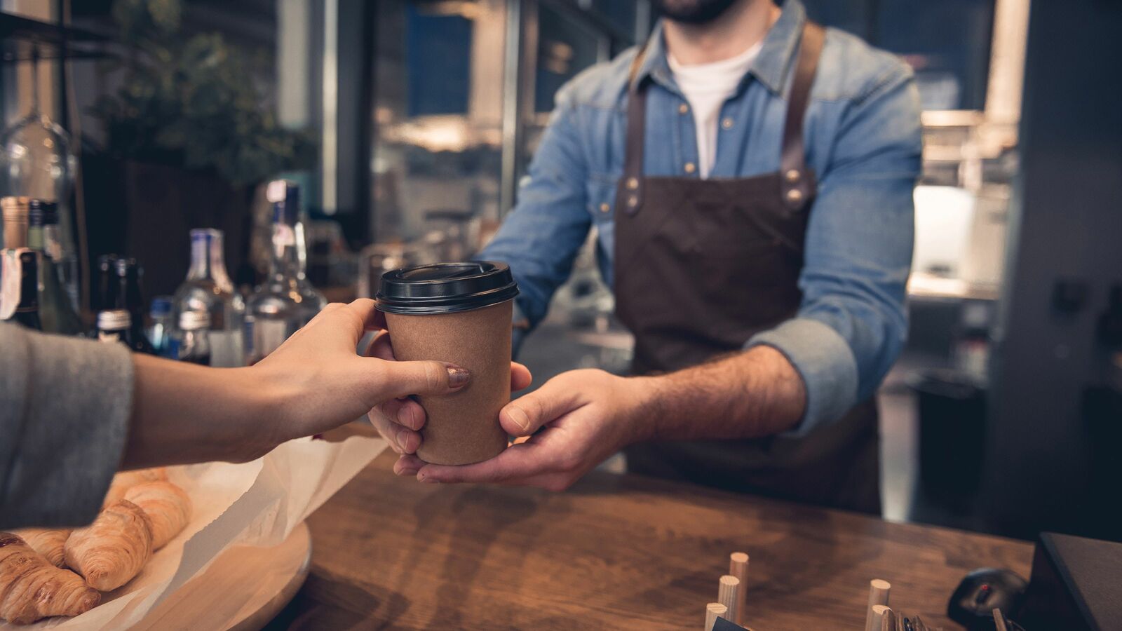 もっとおすすめな1杯がある｢ダイエット中だからブラックコーヒーで我慢｣と考える人が実は大損しているワケ カロリーは高いが栄養価が抜群で美容にいい飲み物