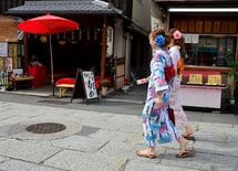 "冬でも浴衣"の観光客を歓迎する京都の罪