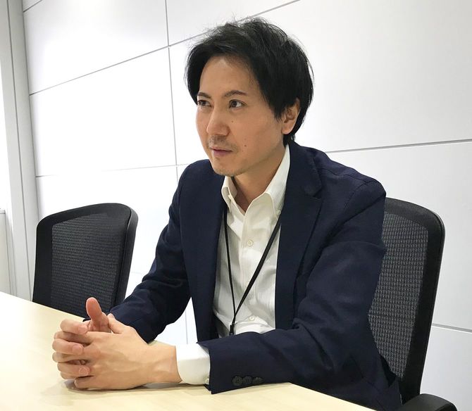 ブランドマネージャーの吉岡孝太さん