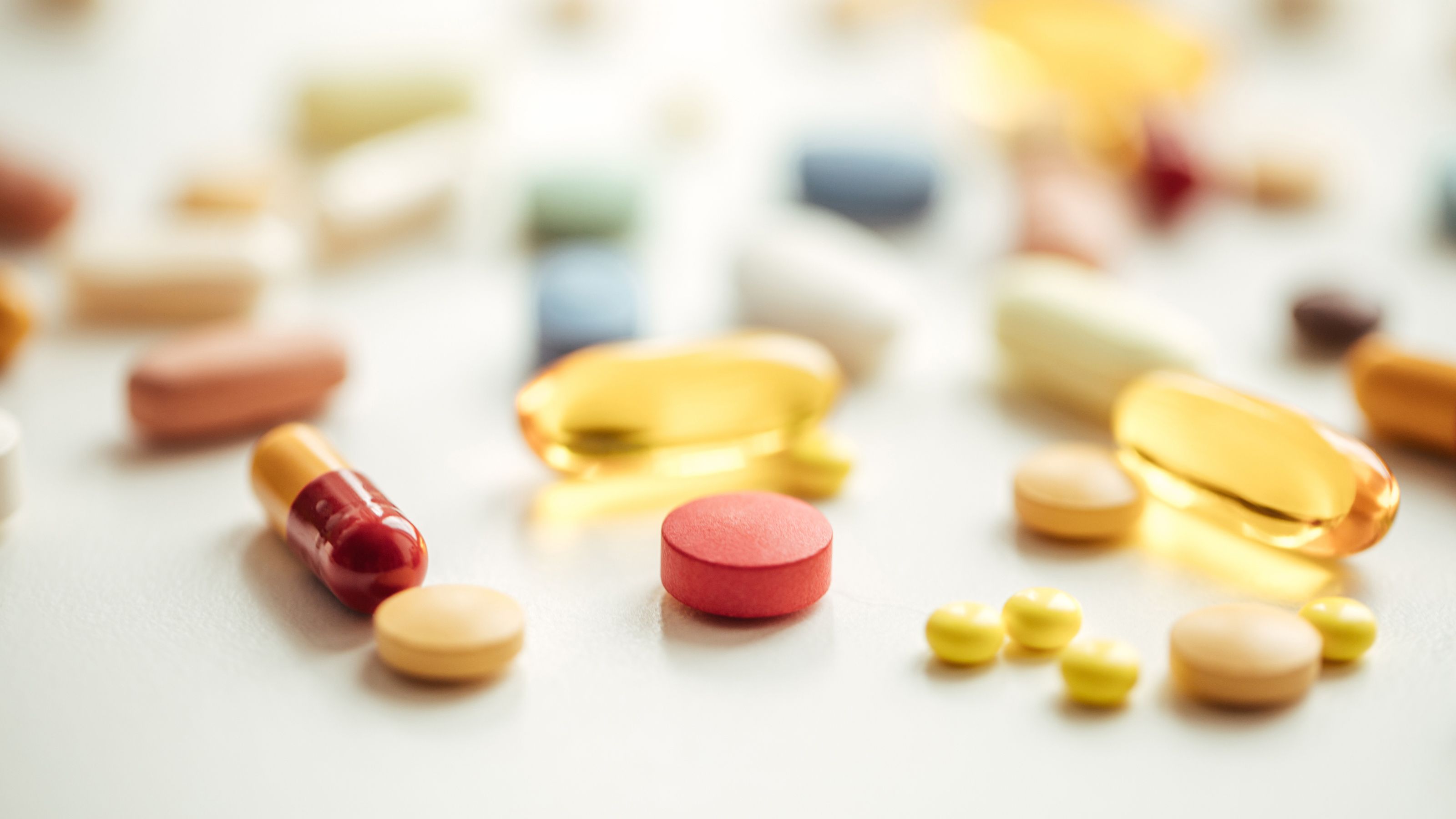 ビタミン 亜鉛 鉄分 野菜代わりにサプリを飲む人が知らない 根本的な間違い そもそも全栄養素はカバー不可能 President Online プレジデントオンライン ビタミン 亜鉛 鉄分 野菜代わりにサプリを飲む人が知らない 根本的な間違い そもそも全栄養素はカバー不可能 President Online プレジデントオンライン