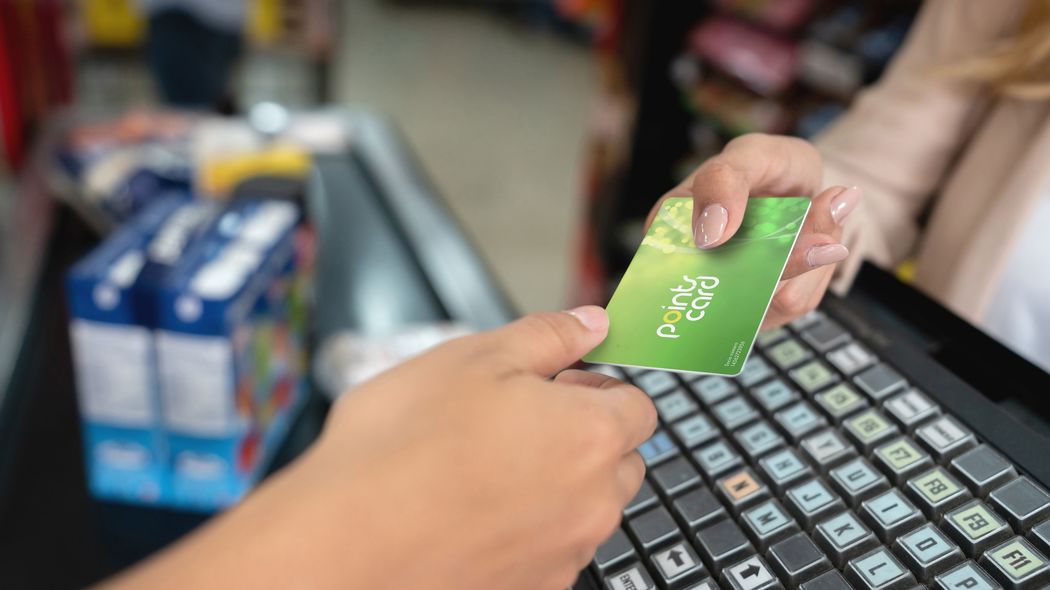 ｢ポイントカードは今すぐ捨てなさい｣経営コンサルが語る賃金が上がらない時代に絶対やってはいけないこと 自分の人件費と交通費を考えたら､コスパが悪い