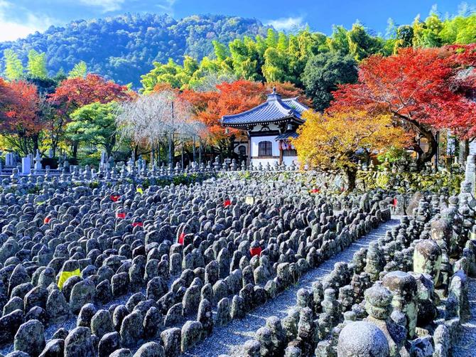 京都市右京区の化野念仏寺の石仏群