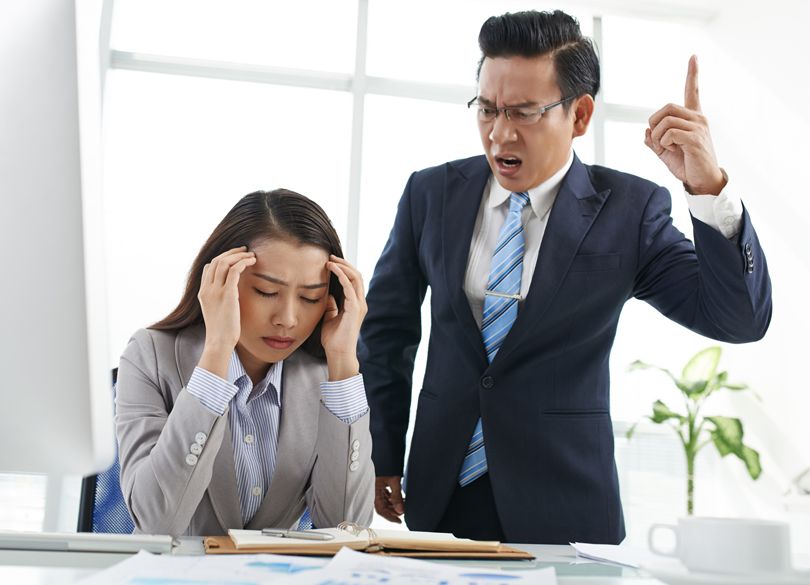 なぜ"職場のパワハラ"は規制できないのか いじめや嫌がらせは増え続けている