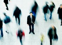 「新人はAKBコスで踊る」を拒否すべきか 