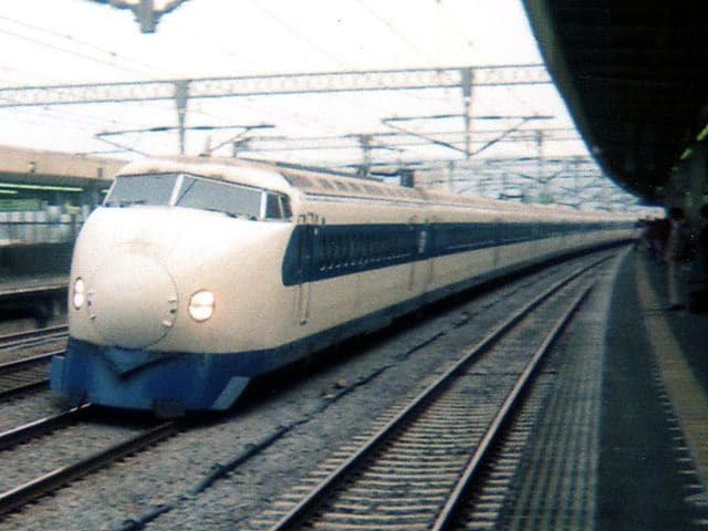 東海道新幹線の開業当初に投入された「新幹線0系電車」