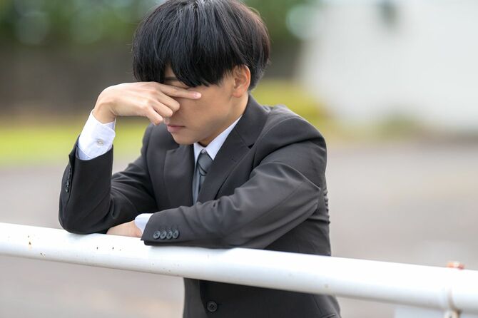 落ち込むビジネスマン